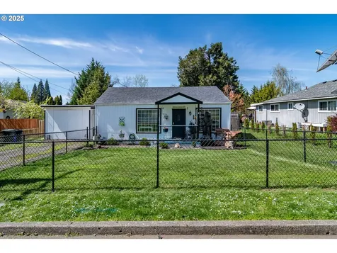 1630 NE Morris Street Roseburg OR 97470