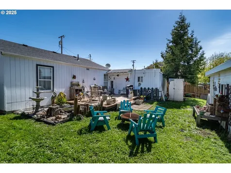1630 NE Morris Street Roseburg OR 97470