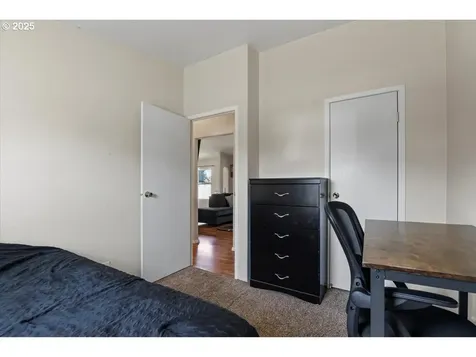 5177 Mango Avenue SE Salem OR 97317