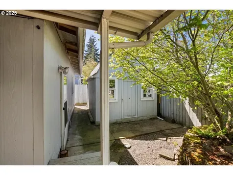 5177 Mango Avenue SE Salem OR 97317