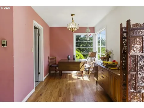 9009 SW 36th Avenue Portland OR 97219