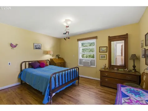 9009 SW 36th Avenue Portland OR 97219