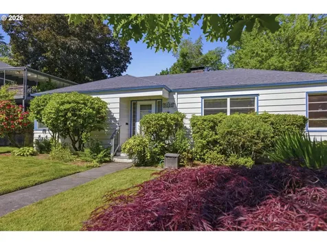 9009 SW 36th Avenue Portland OR 97219