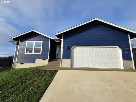 263 Addison Avenue Sutherlin OR 97479