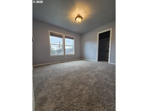 263 Addison Avenue Sutherlin OR 97479