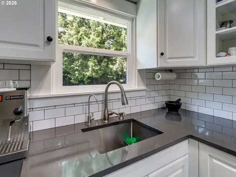 4219 NE 78th Avenue Portland OR 97218