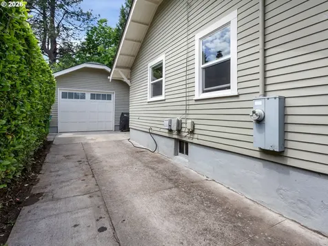 4219 NE 78th Avenue Portland OR 97218