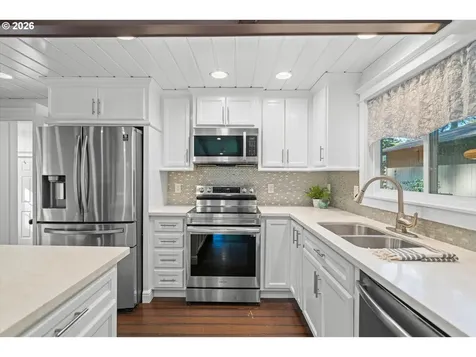 25300 SW Meadowbrook Lane Sherwood OR 97140