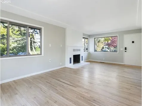 5017 SE 40th Avenue Portland OR 97202