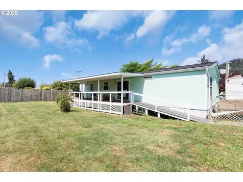 1060 Cornutt Street Myrtle Creek OR 97457
