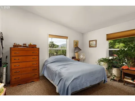 1060 Cornutt Street Myrtle Creek OR 97457