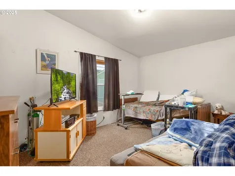 1060 Cornutt Street Myrtle Creek OR 97457