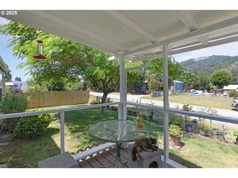 1060 Cornutt Street Myrtle Creek OR 97457