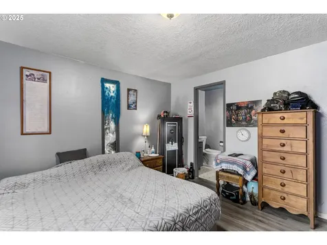 2802 NW 100th Street Vancouver WA 98685