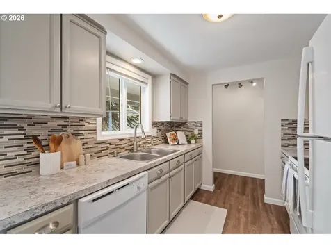 6906 NE 54th Street Vancouver WA 98661