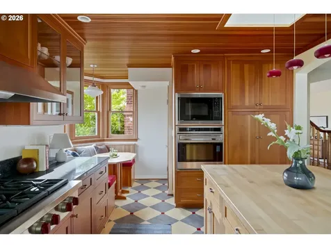 4116 NE 17th Avenue Portland OR 97211