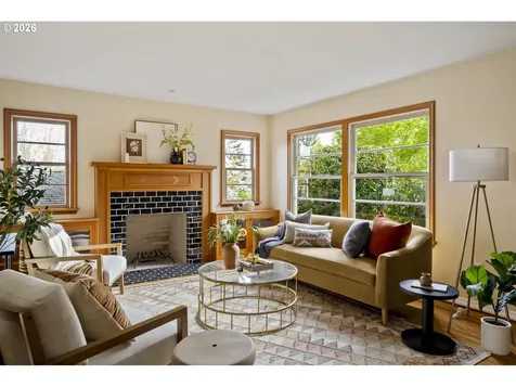 4116 NE 17th Avenue Portland OR 97211