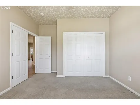 4061 Glendale Avenue NE Salem OR 97305