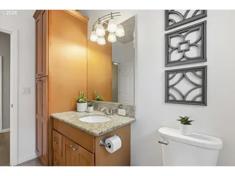 4061 Glendale Avenue NE Salem OR 97305