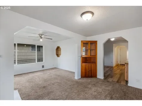 321 NW 2nd Avenue Kelso WA 98626