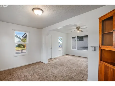 321 NW 2nd Avenue Kelso WA 98626