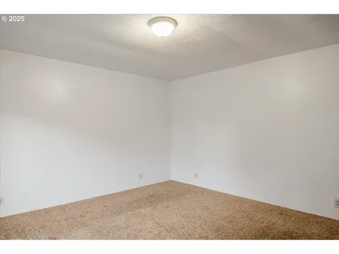 321 NW 2nd Avenue Kelso WA 98626