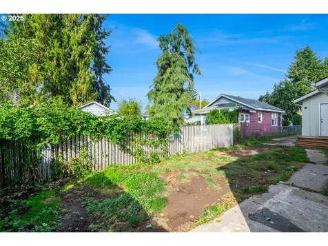 321 NW 2nd Avenue Kelso WA 98626
