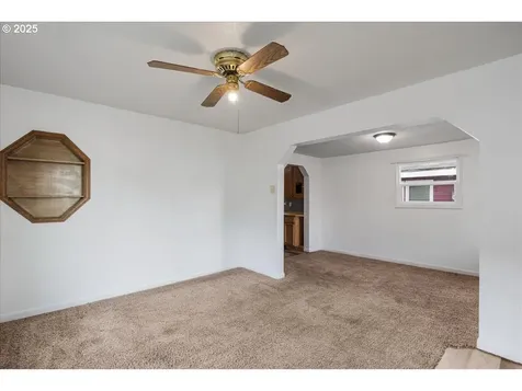 321 NW 2nd Avenue Kelso WA 98626