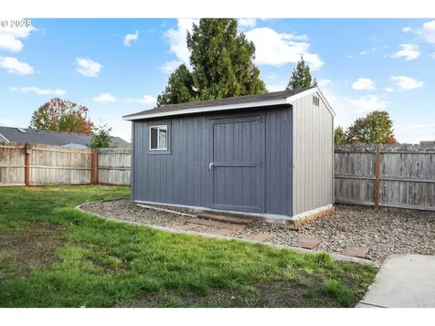 6309 Elena Street NE Albany OR 97321