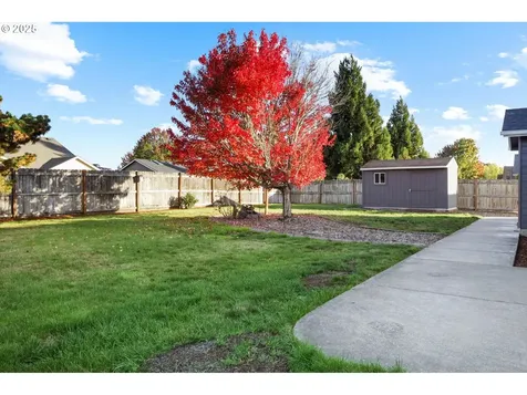 6309 Elena Street NE Albany OR 97321
