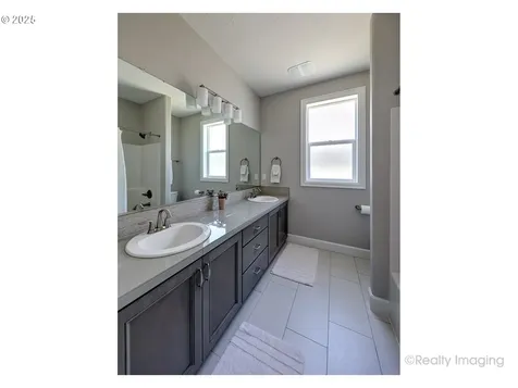 16874 NW Madrone Street Portland OR 97229