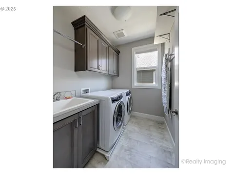 16874 NW Madrone Street Portland OR 97229