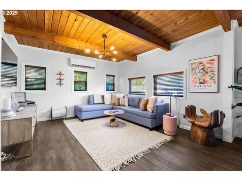 3909 NW Rose Street Vancouver WA 98660