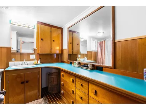 3909 NW Rose Street Vancouver WA 98660