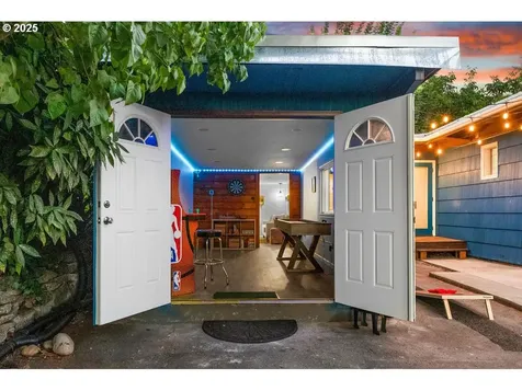 3909 NW Rose Street Vancouver WA 98660