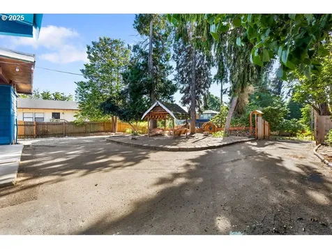3909 NW Rose Street Vancouver WA 98660
