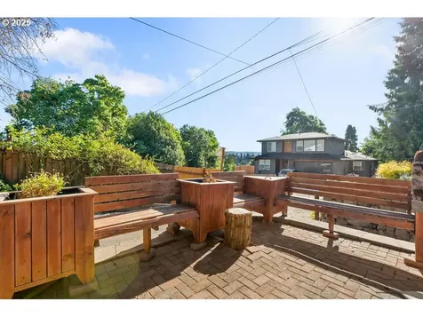 3909 NW Rose Street Vancouver WA 98660