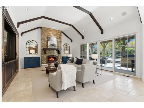 951 Atwater Road Lake Oswego OR 97034