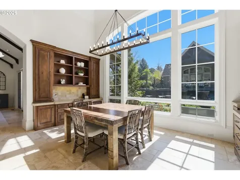951 Atwater Road Lake Oswego OR 97034