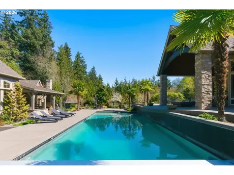 951 Atwater Road Lake Oswego OR 97034