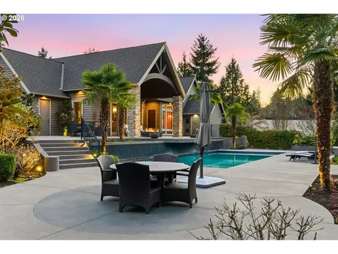 951 Atwater Road Lake Oswego OR 97034