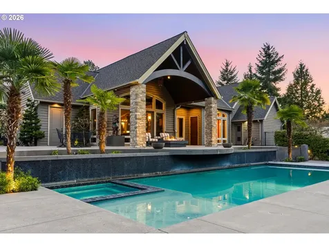 951 Atwater Road Lake Oswego OR 97034