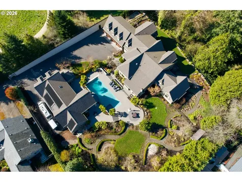 951 Atwater Road Lake Oswego OR 97034