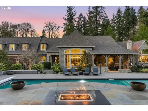 951 Atwater Road Lake Oswego OR 97034