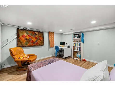 2245 SW Martha Street Portland OR 97239