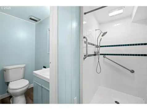 2245 SW Martha Street Portland OR 97239