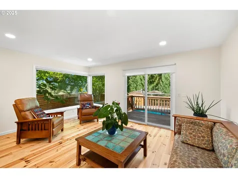 2245 SW Martha Street Portland OR 97239