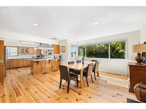 2245 SW Martha Street Portland OR 97239
