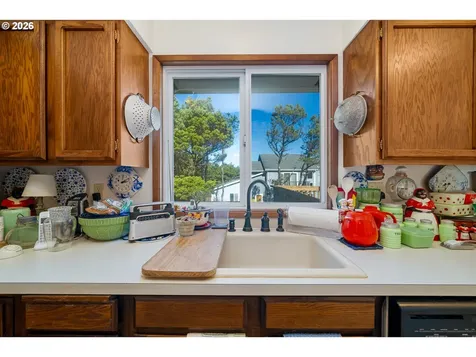 5750 Holly Avenue Cloverdale OR 97112