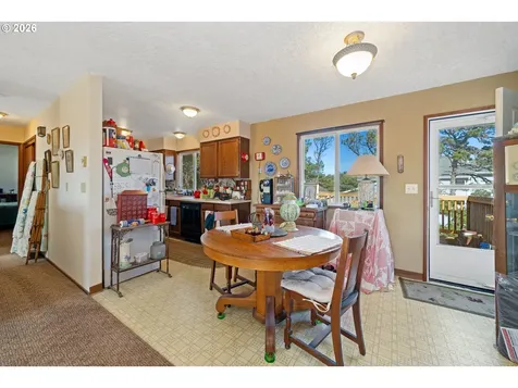 5750 Holly Avenue Cloverdale OR 97112